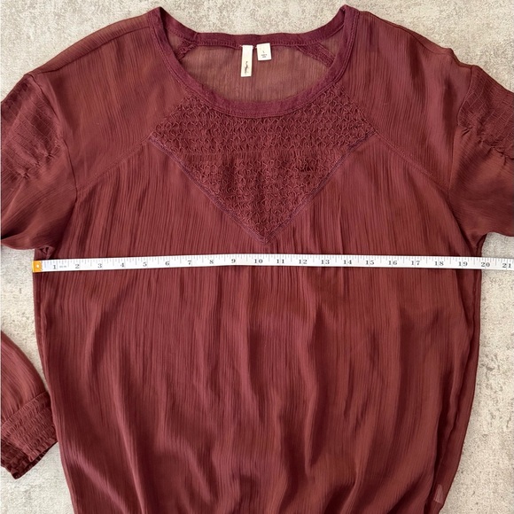 Frenchi Burgundy Blouse - Picture 5 of 6